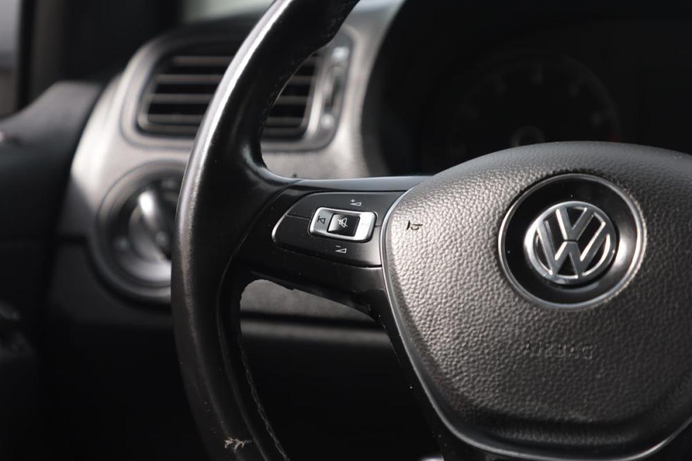 Volkswagen Polo V Рестайлинг Новосибирск  - изображение 13