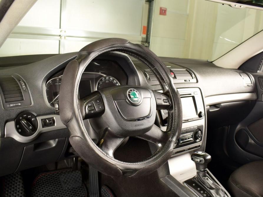 Skoda Octavia II (A5) Рестайлинг Кемерово  - изображение 6