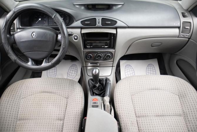 Renault Laguna II с пробегом 2003 года, цена 399 000 рублей, 284000 км, лифтбек, Автокод Объявления