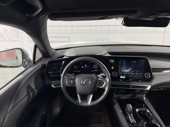 Lexus RX V с пробегом 2025 года, цена 7 850 000 рублей, 8911 км, внедорожник, Автокод Объявления