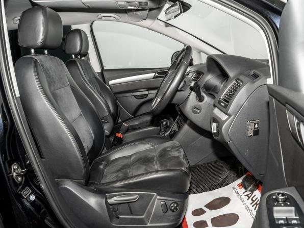 Volkswagen Sharan II с пробегом 2012 года, цена 1 250 000 рублей, 166818 км, минивэн, Автокод Объявления