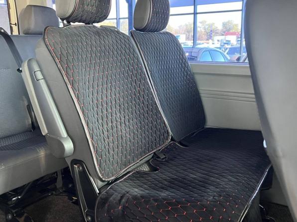 Volkswagen Caravelle T5 Рестайлинг с пробегом 2014 года, цена 2 120 000 рублей, 286000 км, минивэн, Автокод Объявления