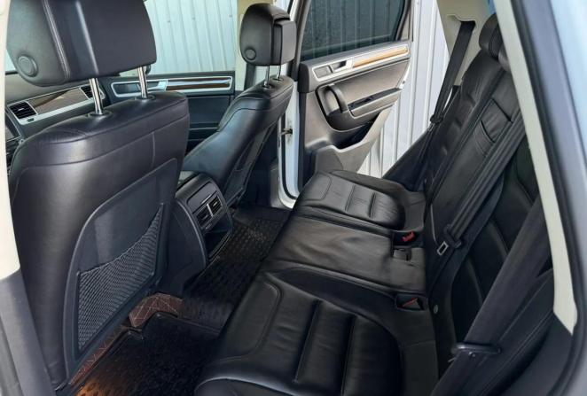 Volkswagen Touareg II Рестайлинг с пробегом 2015 года, цена 2 325 000 рублей, 259085 км, внедорожник, Автокод Объявления