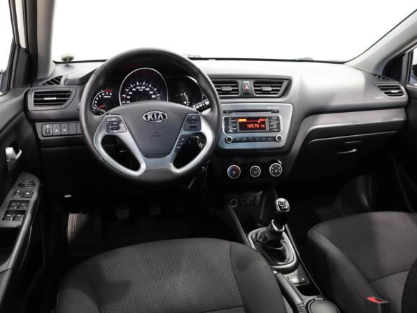 Kia Rio III Рестайлинг с пробегом 2017 года, цена 1 199 000 рублей, 77506 км, хэтчбек, Автокод Объявления