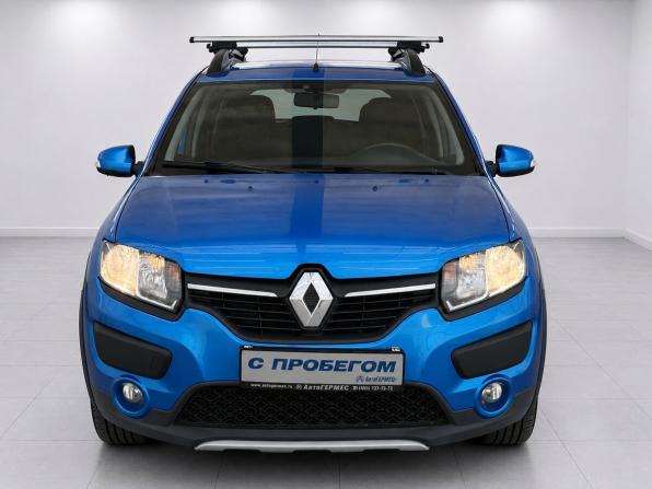 Renault Sandero II с пробегом 2017 года, цена 900 000 рублей, 135986 км, хэтчбек, Автокод Объявления