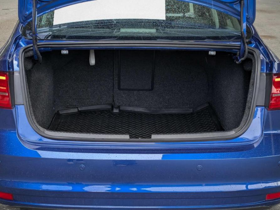 Volkswagen Jetta VI Рестайлинг Екатеринбург  - изображение 15