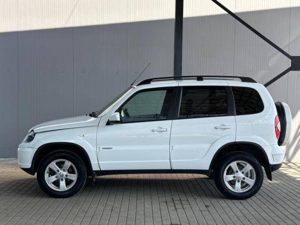 Chevrolet Niva I Рестайлинг с пробегом 2018 года, цена 770 000 рублей, 115119 км, внедорожник, Автокод Объявления