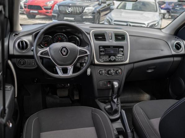 Renault Logan II Рестайлинг с пробегом 2022 года, цена 1 199 000 рублей, 27808 км, седан, Автокод Объявления