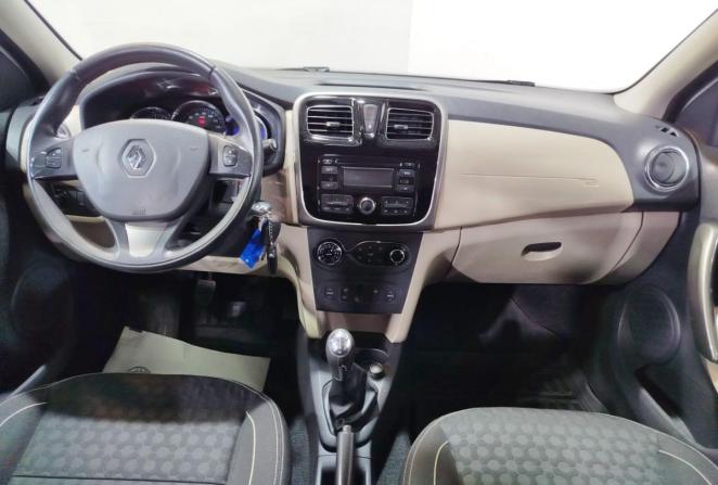 Renault Logan II с пробегом 2015 года, цена 890 000 рублей, 69637 км, седан, Автокод Объявления