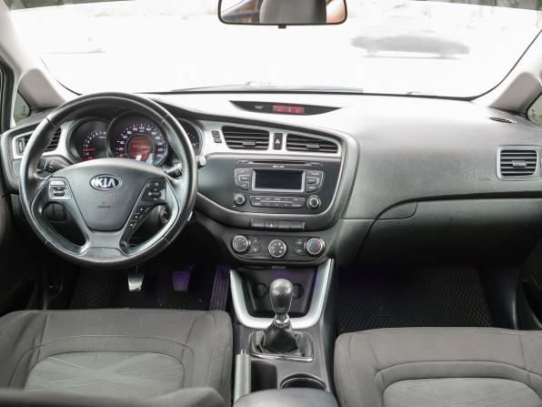 Kia Ceed II с пробегом 2013 года, цена 869 000 рублей, 191182 км, хэтчбек, Автокод Объявления
