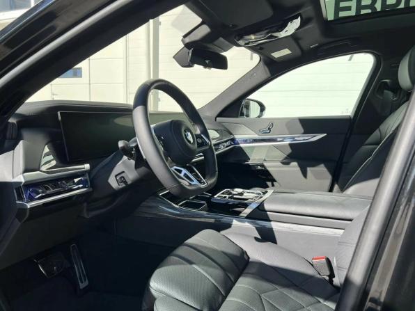 BMW 7 серии VII (G70) с пробегом 2025 года, цена 14 150 000 рублей, 10950 км, седан, Автокод Объявления