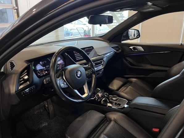 BMW 1 серии III (F40) с пробегом 2019 года, цена 2 420 000 рублей, 98719 км, хэтчбек, Автокод Объявления