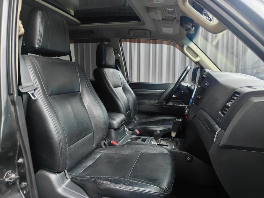 Mitsubishi Pajero IV Рестайлинг 1 Москва  - изображение 8