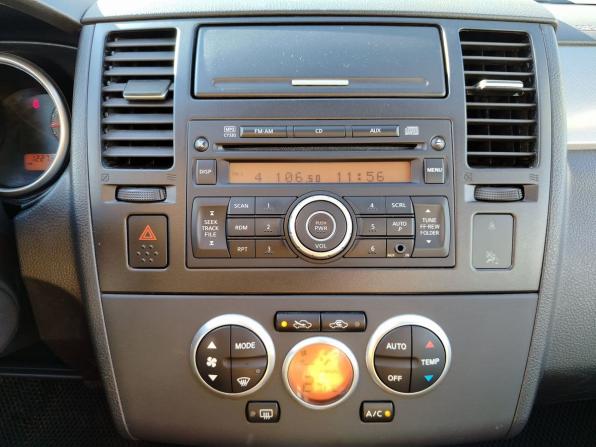 Nissan Tiida I Рестайлинг с пробегом 2012 года, цена 899 000 рублей, 122739 км, хэтчбек, Автокод Объявления
