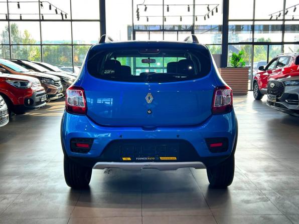 Renault Sandero II с пробегом 2014 года, цена 960 000 рублей, 117579 км, хэтчбек, Автокод Объявления
