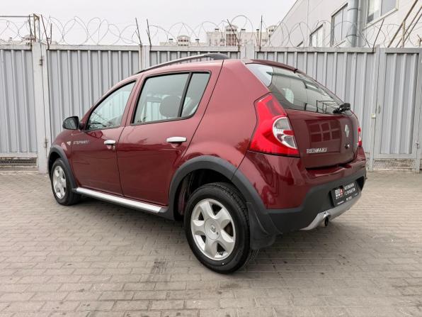 Renault Sandero I с пробегом 2011 года, цена 569 000 рублей, 207725 км, хэтчбек, Автокод Объявления