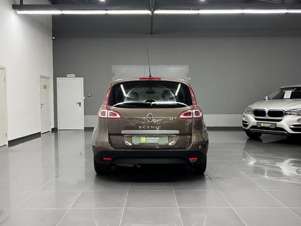 Renault Scenic III с пробегом 2011 года, цена 745 000 рублей, 187165 км, компактвэн, Автокод Объявления