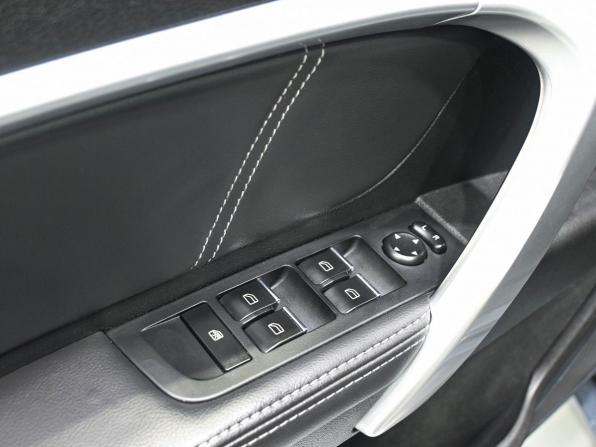 Geely Emgrand 7 I Рестайлинг с пробегом 2019 года, цена 959 900 рублей, 171000 км, седан, Автокод Объявления
