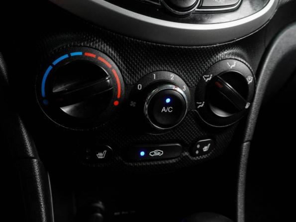 Hyundai Solaris I с пробегом 2012 года, цена 799 000 рублей, 191478 км, хэтчбек, Автокод Объявления