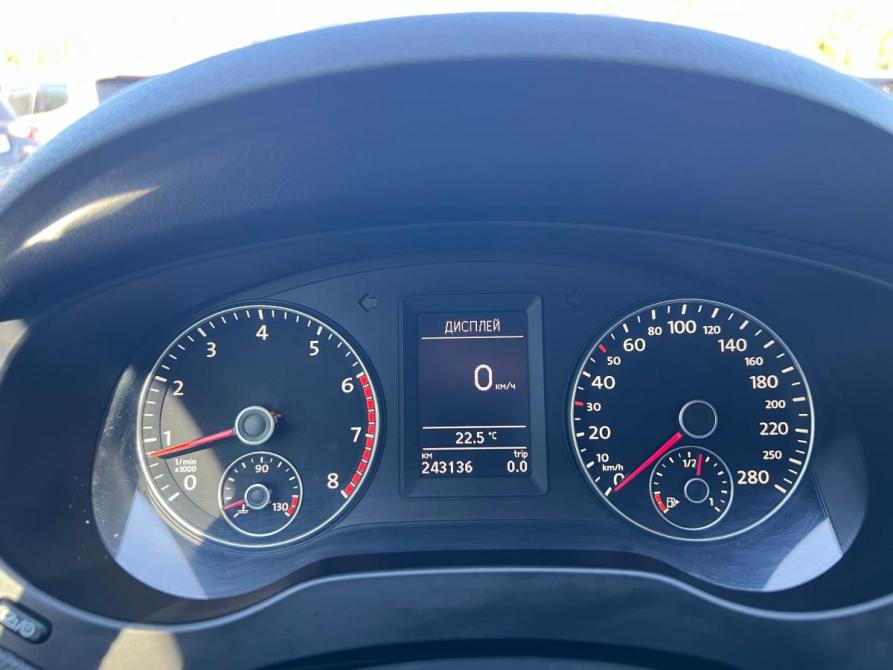 Volkswagen Jetta VI Стерлитамак  - изображение 16