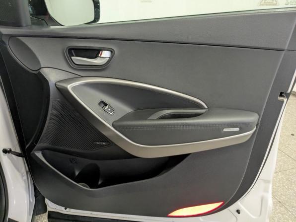 Hyundai Santa Fe III Рестайлинг с пробегом 2016 года, цена 2 425 000 рублей, 93999 км, внедорожник, Автокод Объявления