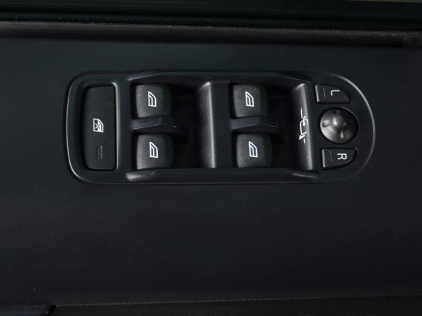 Land Rover Freelander II Рестайлинг с пробегом 2011 года, цена 1 344 997 рублей, 330923 км, внедорожник, Автокод Объявления