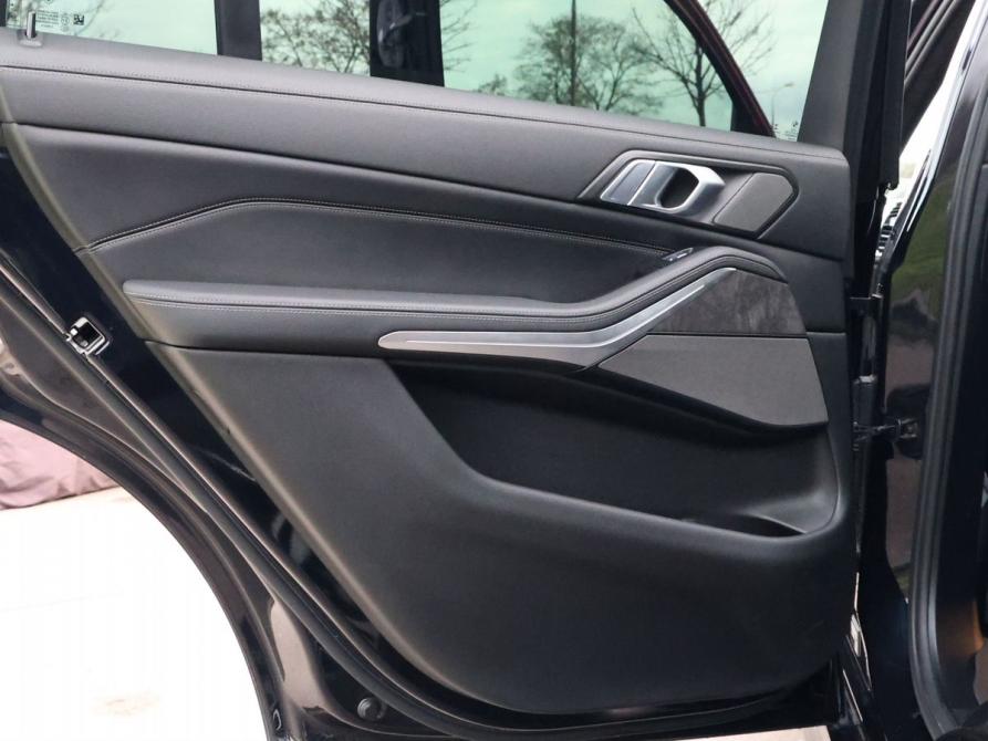 BMW X7 I (G07) Москва  - изображение 31