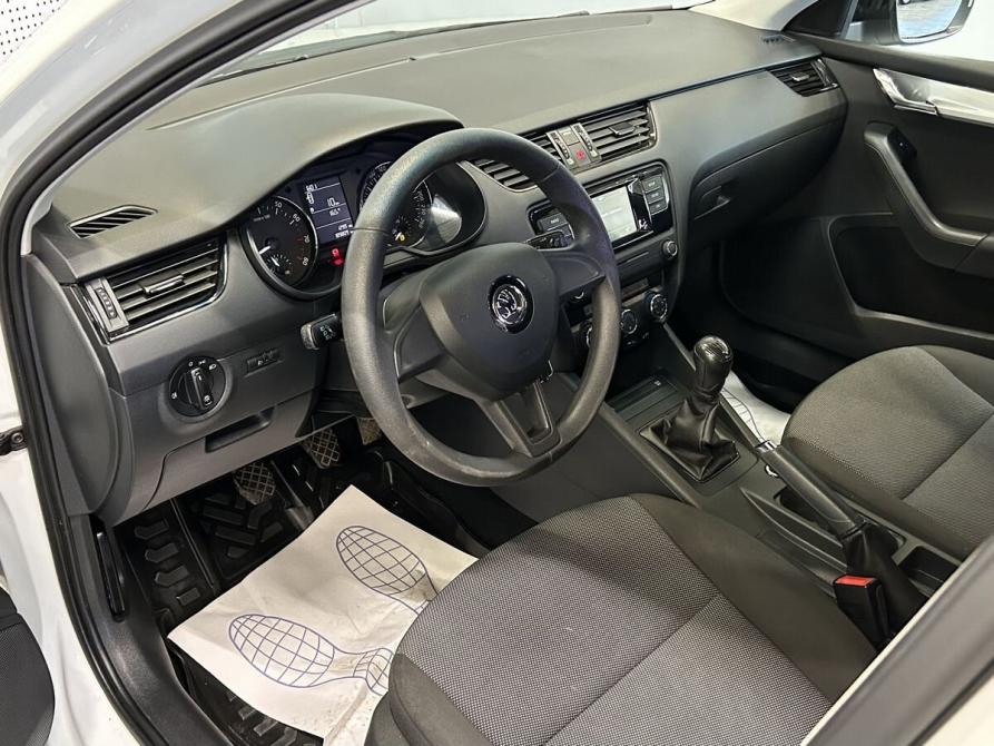 Skoda Octavia III (A7) Москва  - изображение 7