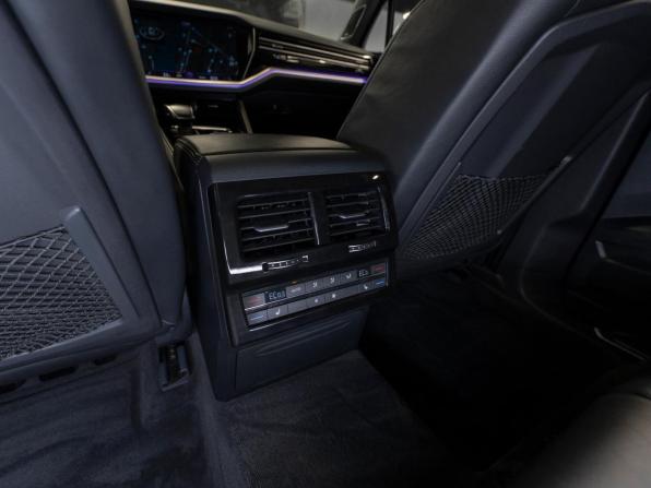 Volkswagen Touareg III с пробегом 2018 года, цена 5 120 000 рублей, 116969 км, внедорожник, Автокод Объявления