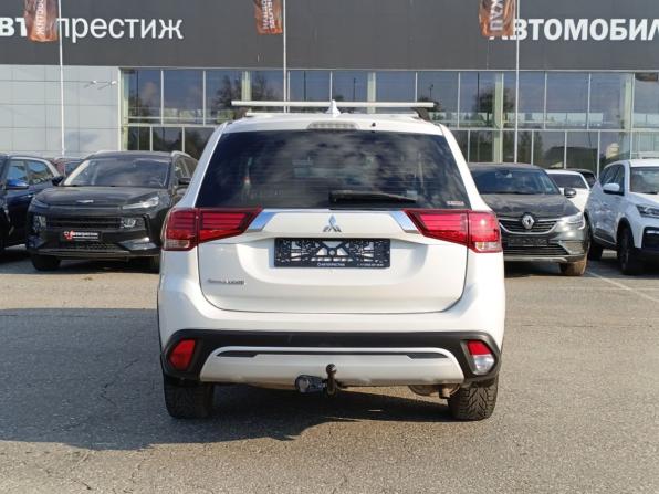Mitsubishi Outlander III Рестайлинг 3 с пробегом 2021 года, цена 1 810 000 рублей, 99500 км, внедорожник, Автокод Объявления