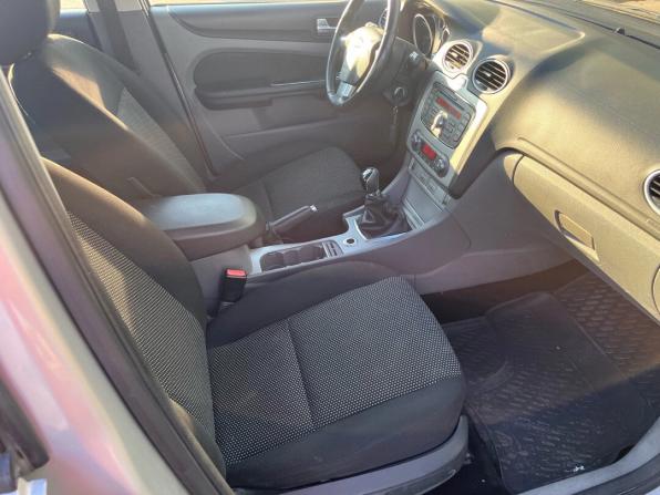 Ford Focus II Рестайлинг с пробегом 2010 года, цена 450 000 рублей, 245712 км, седан, Автокод Объявления