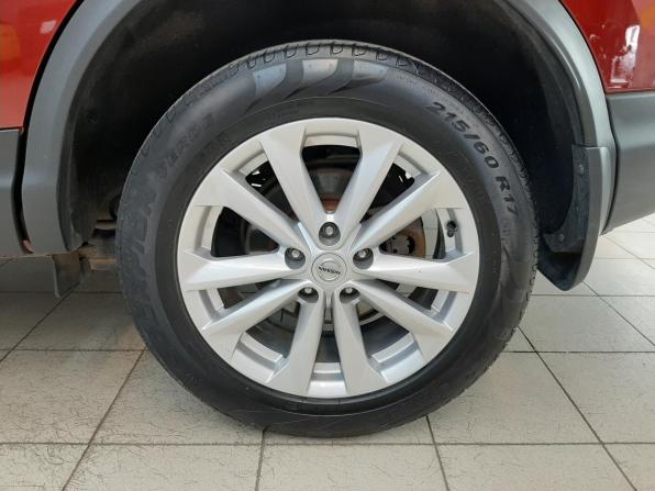 Nissan Qashqai II с пробегом 2018 года, цена 1 750 000 рублей, 54013 км, внедорожник, Автокод Объявления