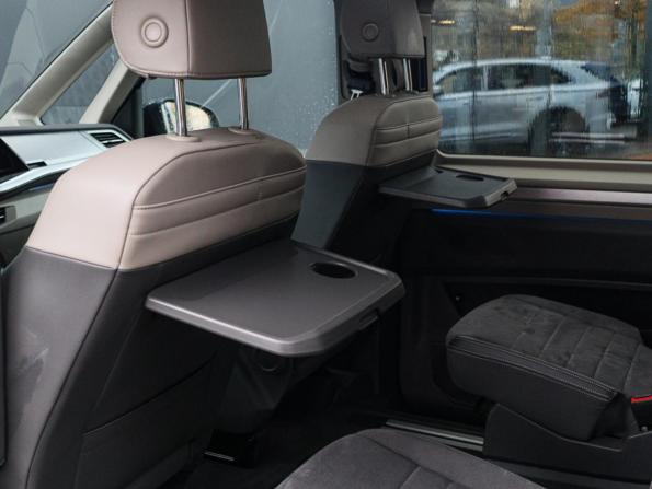 Volkswagen Multivan T7 с пробегом 2022 года, цена 5 870 000 рублей, 83948 км, минивэн, Автокод Объявления