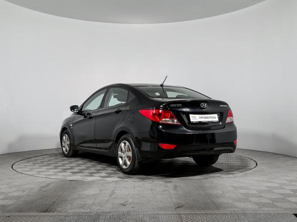 Hyundai Solaris I с пробегом 2012 года, цена 800 000 рублей, 95006 км, седан, Автокод Объявления