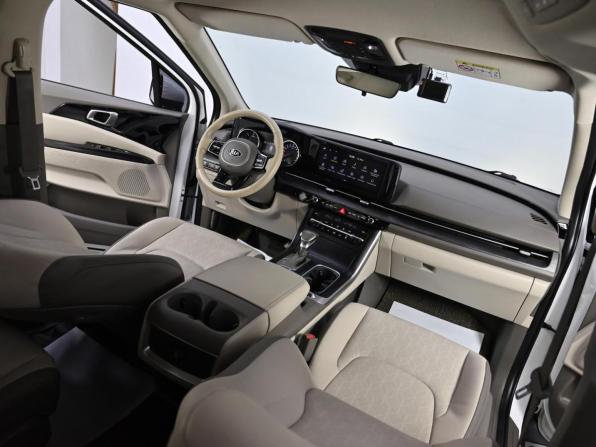 Kia Carnival IV с пробегом 2021 года, цена 3 249 000 рублей, 180000 км, минивэн, Автокод Объявления