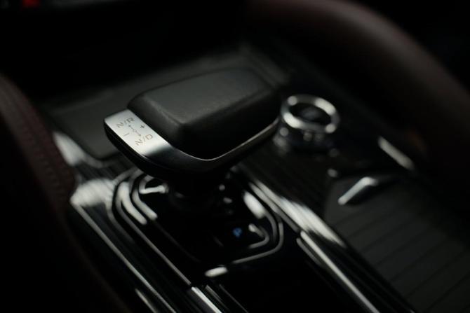 Geely Monjaro I с пробегом 2024 года, цена 3 290 000 рублей, 50821 км, внедорожник, Автокод Объявления