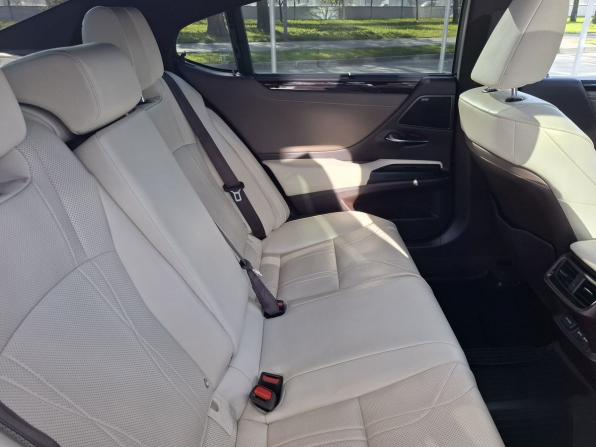 Lexus ES VII с пробегом 2020 года, цена 3 990 000 рублей, 97608 км, седан, Автокод Объявления