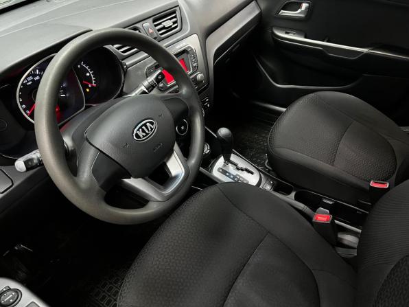Kia Rio III с пробегом 2012 года, цена 800 001 рубль, 202000 км, седан, Автокод Объявления