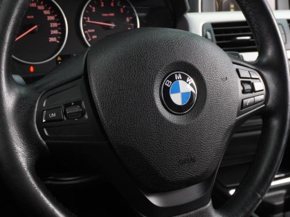 BMW 3 серии VI (F3x) с пробегом 2015 года, цена 1 749 000 рублей, 165858 км, седан, Автокод Объявления