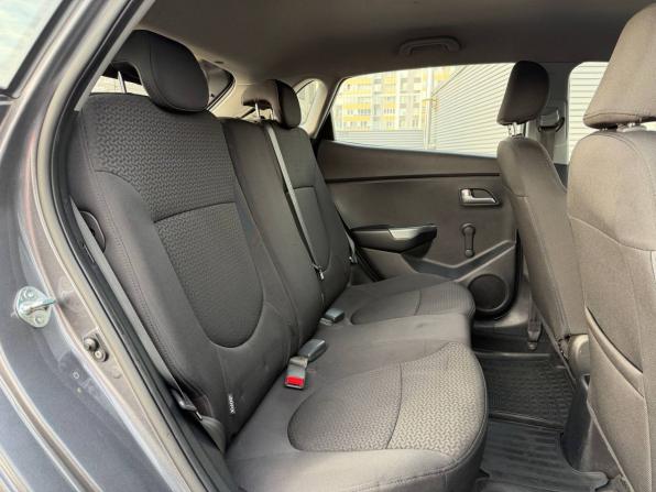 Kia Rio III с пробегом 2012 года, цена 625 000 рублей, 194000 км, хэтчбек, Автокод Объявления