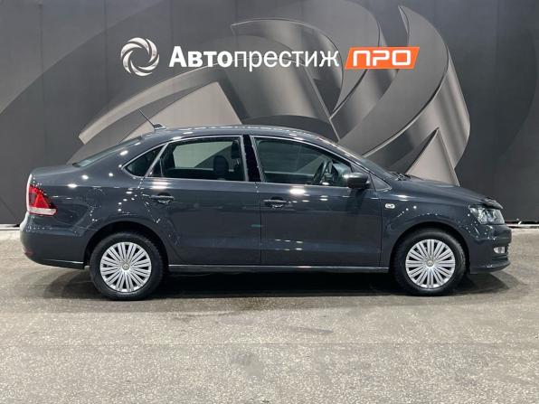 Volkswagen Polo V Рестайлинг с пробегом 2017 года, цена 950 000 рублей, 161616 км, седан, Автокод Объявления