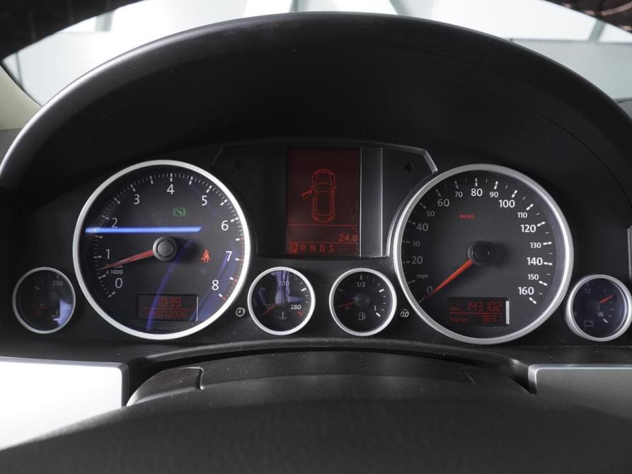 Volkswagen Touareg I Рестайлинг Ростов-на-Дону  - изображение 19