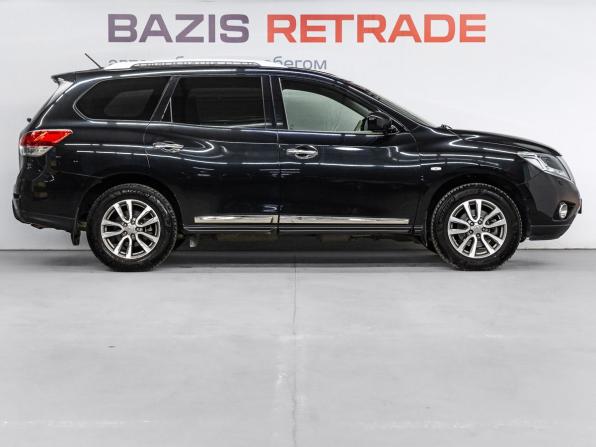 Nissan Pathfinder IV с пробегом 2016 года, цена 2 679 000 рублей, 48755 км, внедорожник, Автокод Объявления