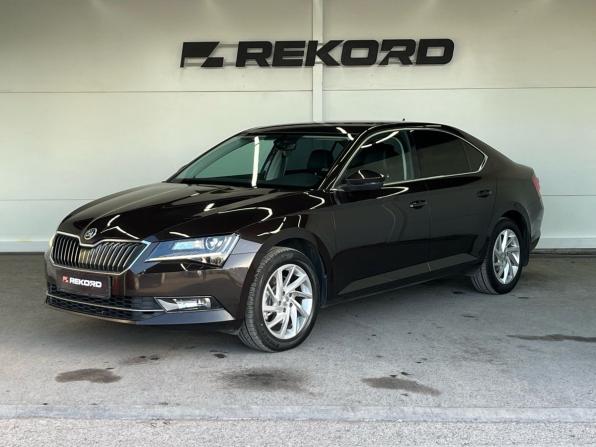 Skoda Superb III с пробегом 2016 года, цена 2 099 000 рублей, 142354 км, лифтбек, Автокод Объявления