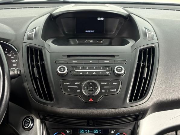 Ford Kuga II Рестайлинг с пробегом 2017 года, цена 1 925 000 рублей, 79292 км, внедорожник, Автокод Объявления