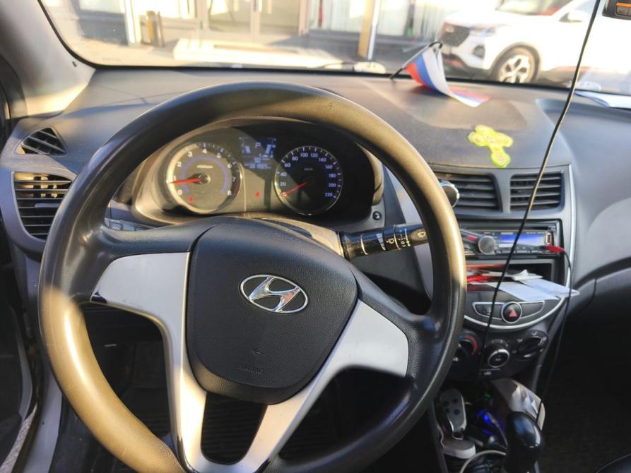 Hyundai Solaris I Санкт-Петербург  - изображение 5