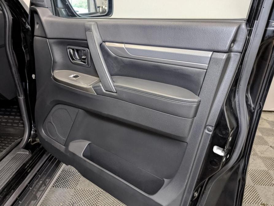 Mitsubishi Pajero IV Рестайлинг 2 Москва  - изображение 23