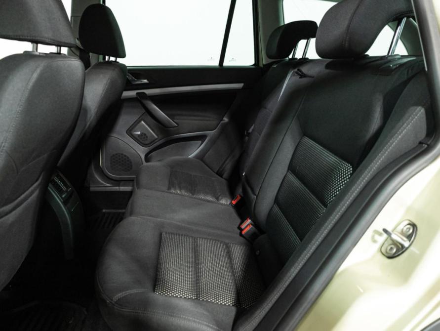 Skoda Octavia II (A5) Рестайлинг Санкт-Петербург  - изображение 10