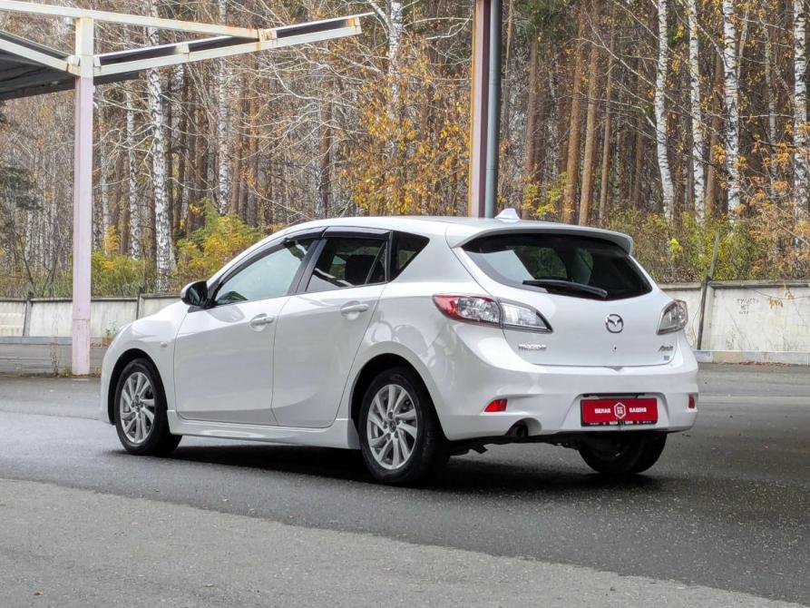 Mazda Axela II Рестайлинг Екатеринбург  - изображение 5