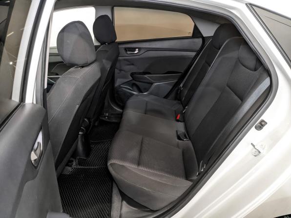 Hyundai Solaris II с пробегом 2019 года, цена 1 220 000 рублей, 109766 км, седан, Автокод Объявления